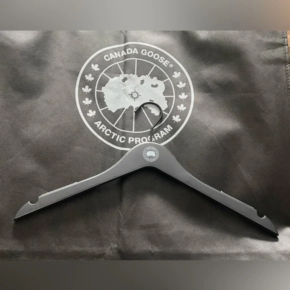 Navy blue Canada goose Lorette Parka - Picture 10 of 11